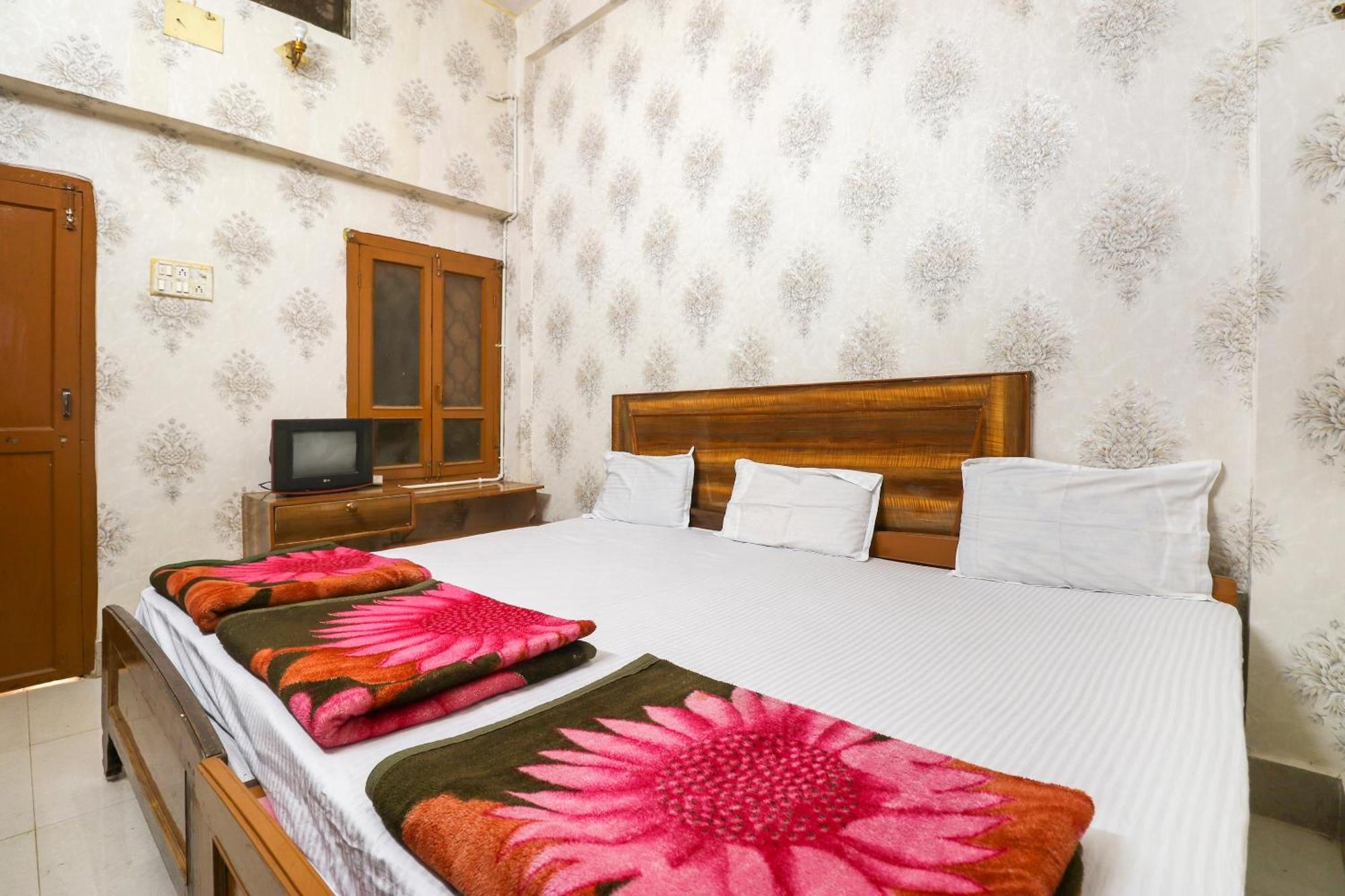 Spot On Hotel Poonam Jagdalpur Exterior foto
