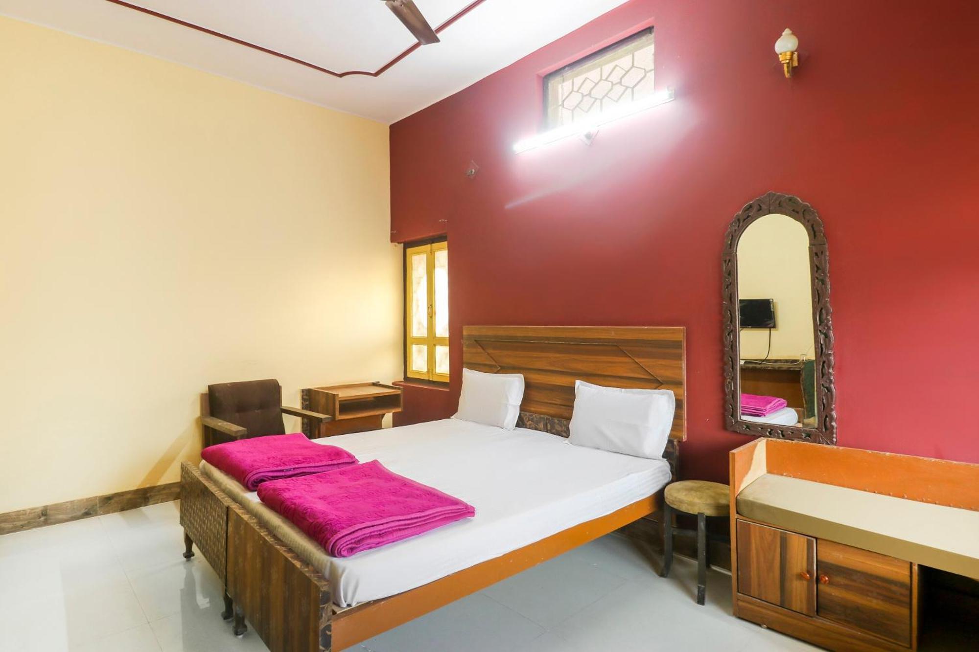 Spot On Hotel Poonam Jagdalpur Exterior foto